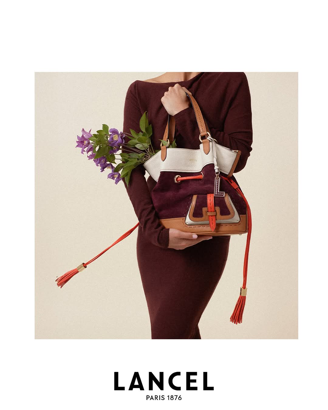 https://accessoiresmodes.com//storage/photos/2339/SAC LANCEL/CASSIS.jpeg